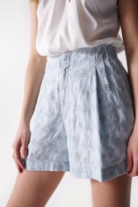 LIGHTDENIM SHORTS WITH ALL OVER EMBROIDERY