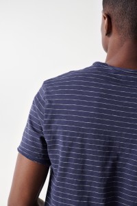 STRIPED T-SHIRT