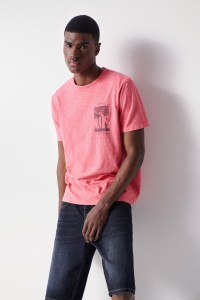 PINK T-SHIRT WITH PRINT DESIGN