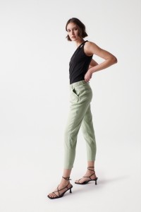 PANTALON CHINO EN LIN