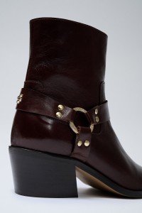 LEATHER ANKLE BOOTS