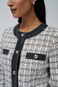 CASACO TWEED COM DETALHES EM DENIM