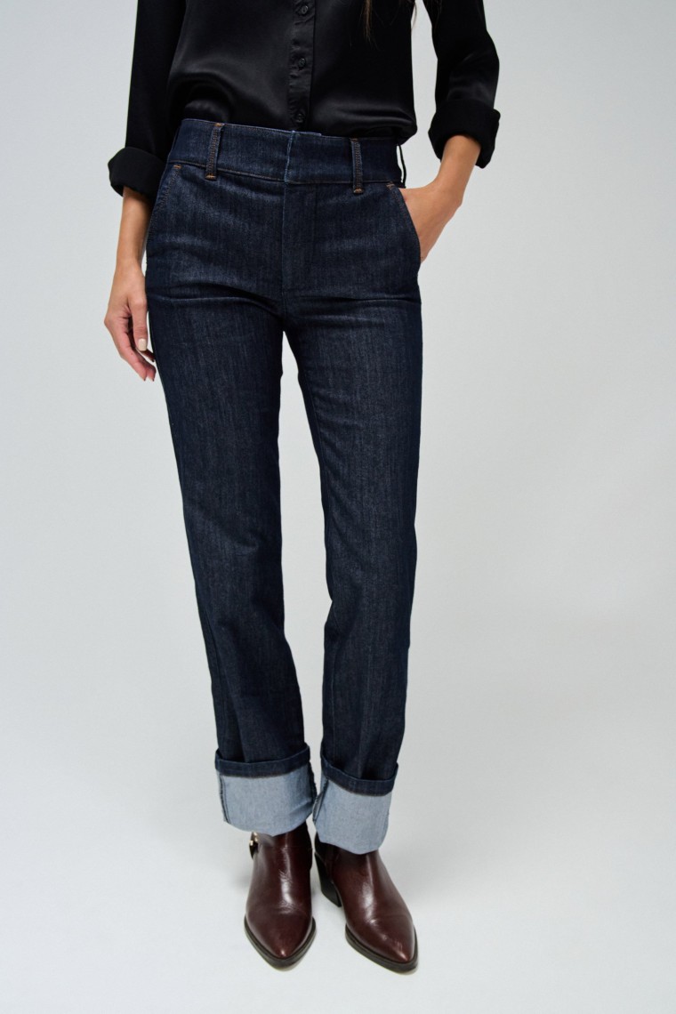 SECRET CHINO STRAIGHT DENIM