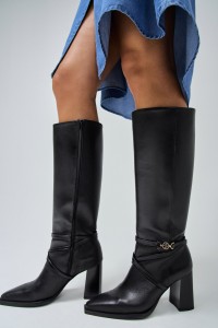 LEATHER KNEE-HIGH BOOTS