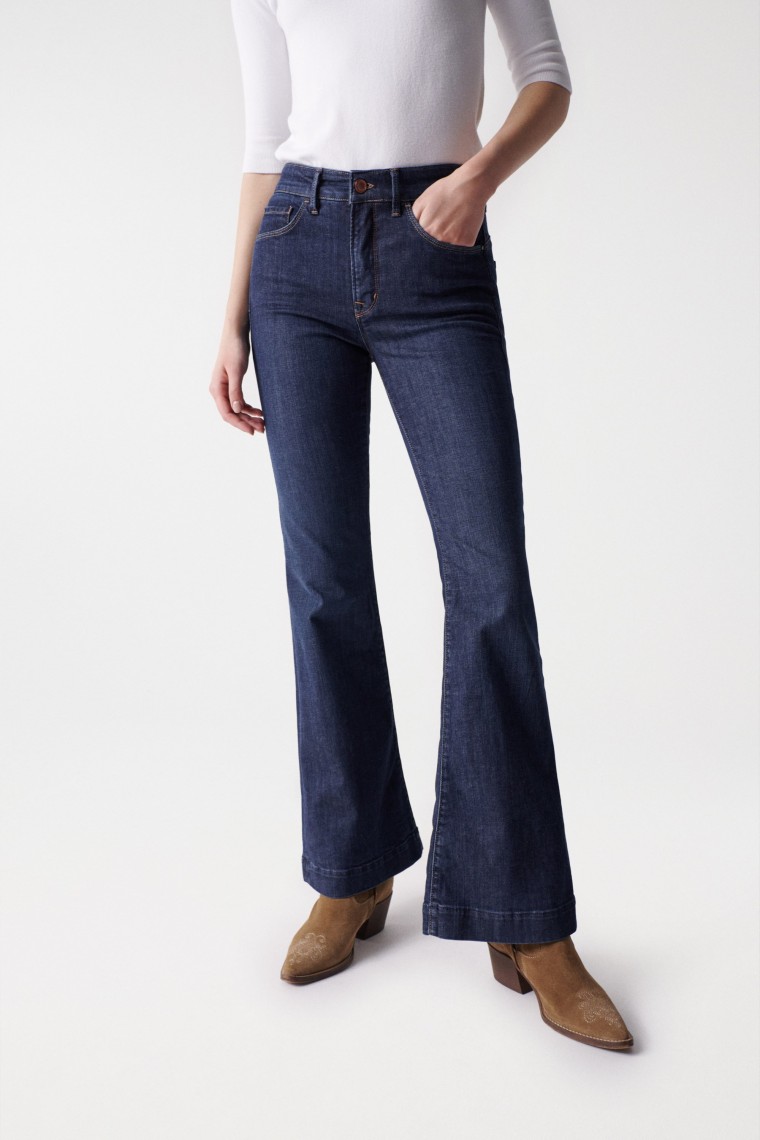 FAITH PUSH IN FLARE JEANS