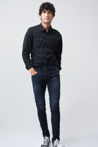 CAMISA EM DENIM PRETO