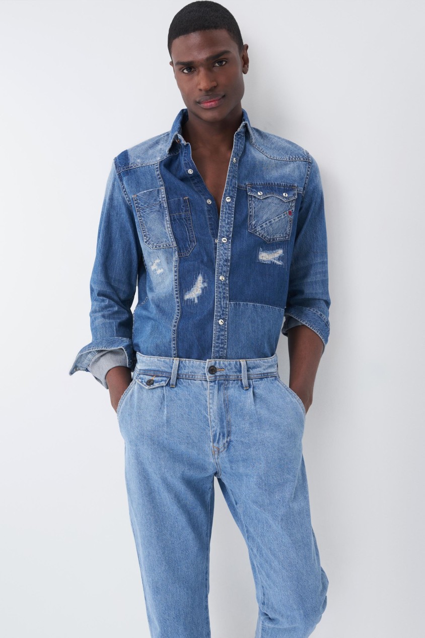 CAMISA EM DENIM COM PATCHWORK ESTILO COWBOY