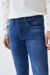 JEANS SLIM COM COR