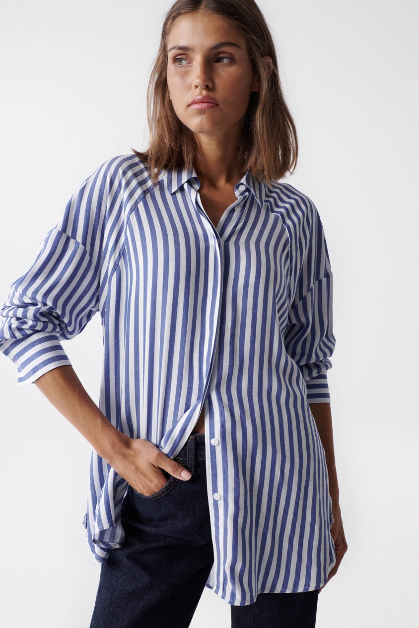 LOOSE STRIPED SHIRT