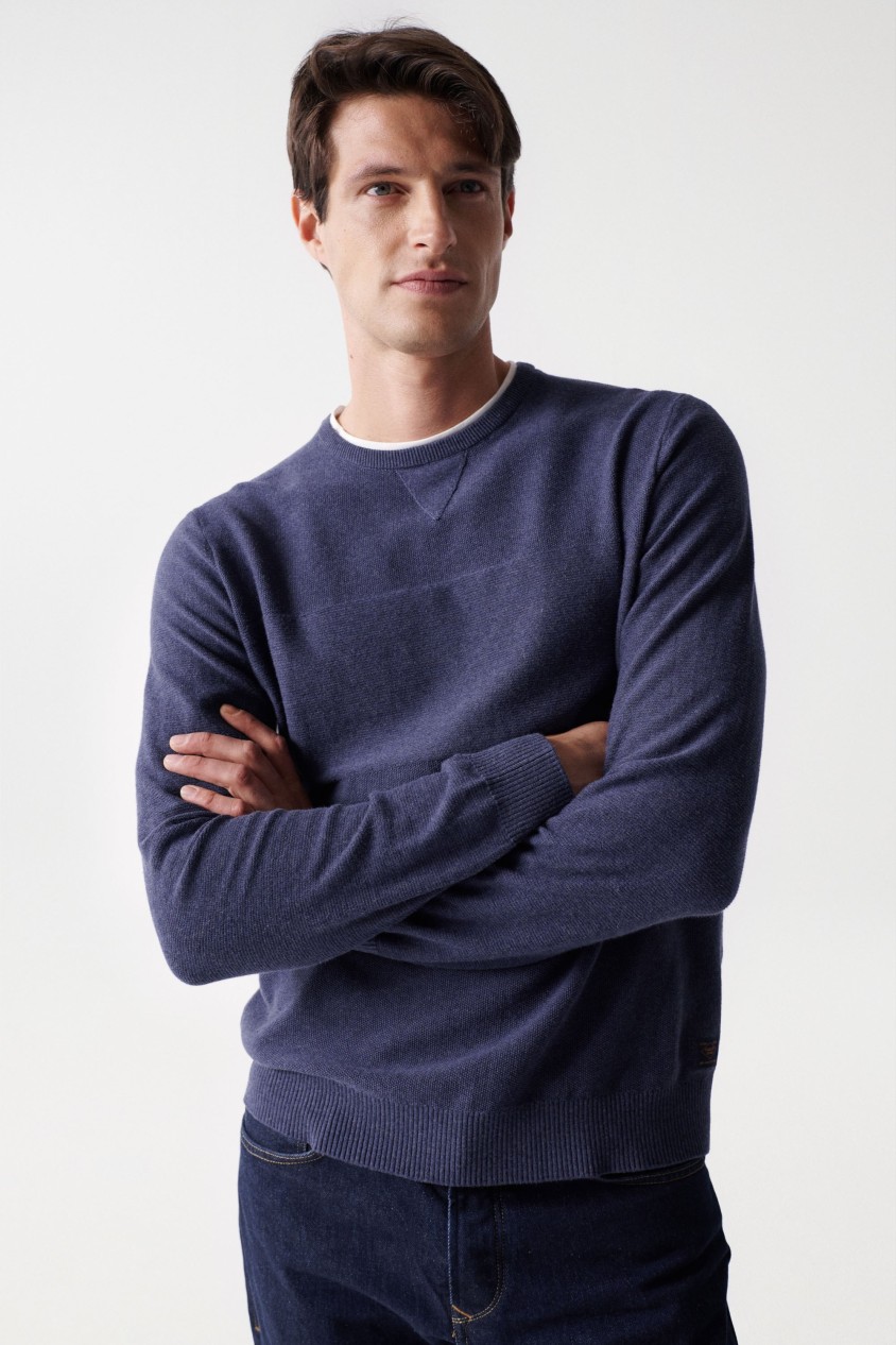 JUMPER WITH CONTRASTING COLLAR