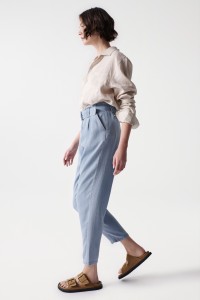 BAGGY LIGHTDENIM TROUSERS WITH BELT