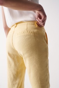 PANTALON CHINO EN LIN