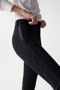 FAITH PUSH IN JEANS WITH SHINY FRINGE