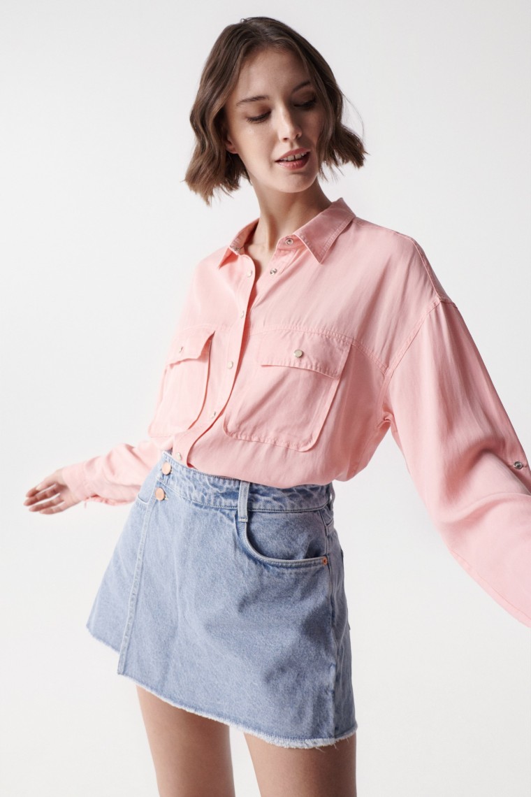 LOOSE FIT LIGHTDENIM BUTTONED SHIRT