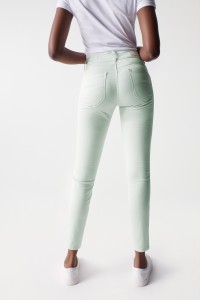 JEAN SECRET PUSH IN COUPE SKINNY