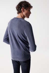 PULL EN MAILLE TEINTE