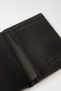 MEDIUM LEATHER WALLET