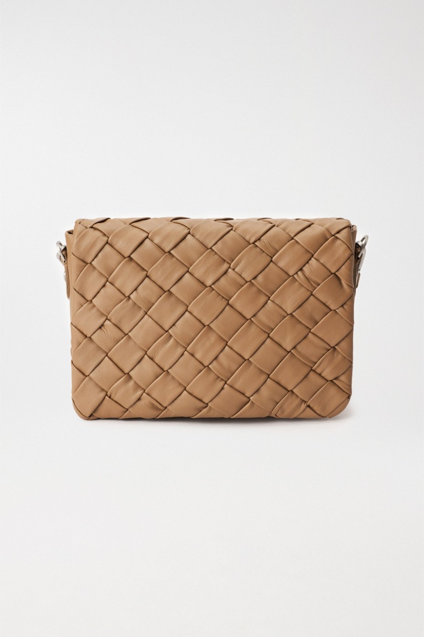 LEATHER BAG WITH BRAIDED EFFECT