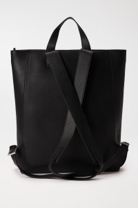 LEATHER EEFFECT RUCKSACK