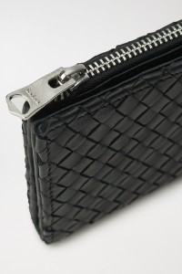 LEATHER COIN PURSE WITH BRAIDED EFFECT