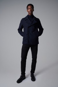 MANTEAU EN TISSU COURT