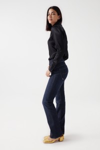 JEANS SECRET PUSH IN STRAIGHT