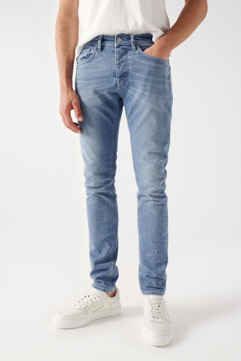 SKINNY VINTAGE WASH DENIM JEANS