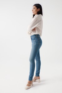 JEANS SECRET PUSH IN SKINNY