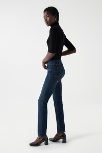 JEANS SECRET PUSH IN