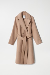 WOOLLEN COAT