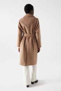 WOOLLEN COAT