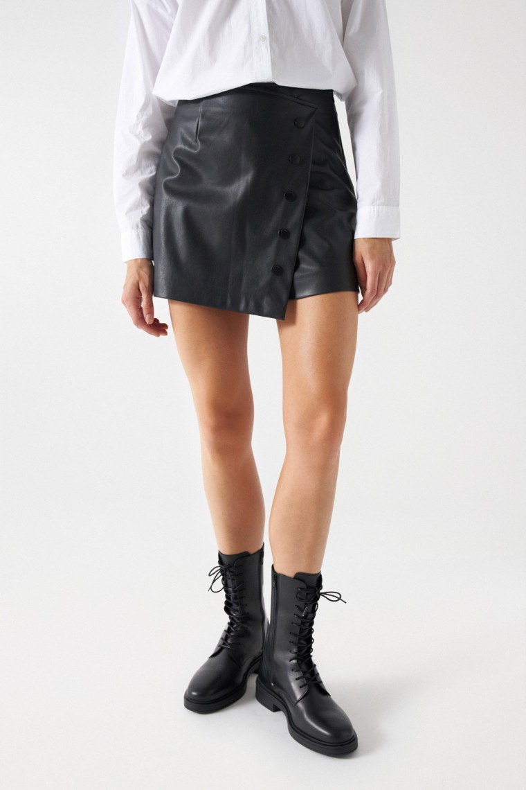 LEATHER EFFECT SKORT