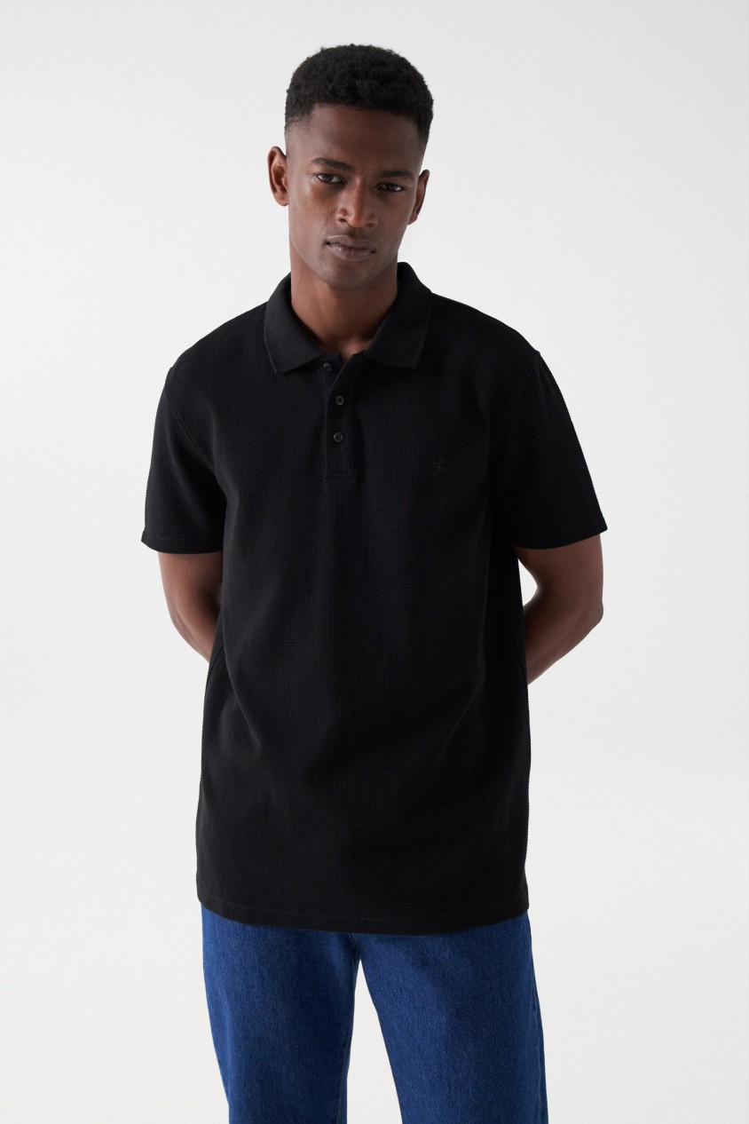 TEXTURED POLO