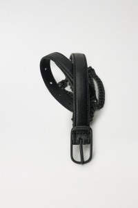 LEATHER BELT WITH CHAIN DETAIL