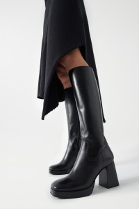 LEATHER BLOCK HEEL KNEE-HIGH, BLACK