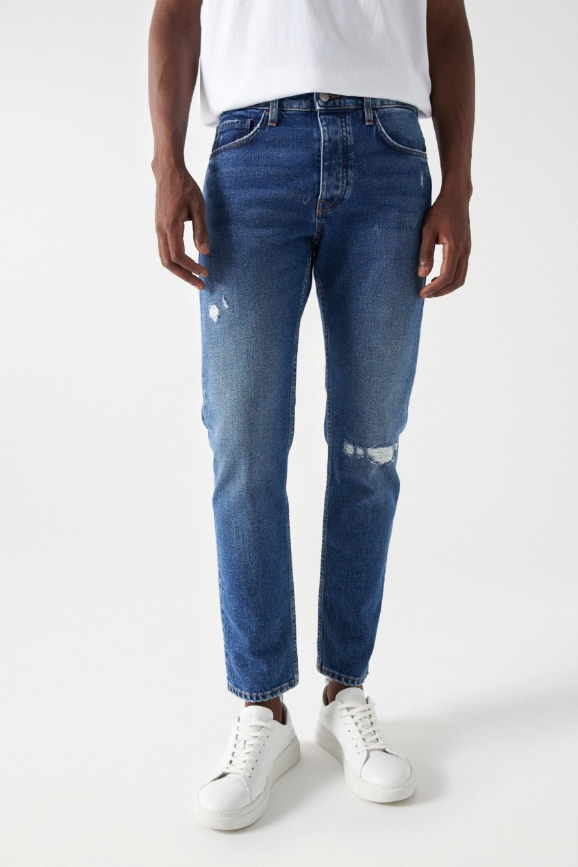 SLIM VINTAGE ZERRISSENE JEANS