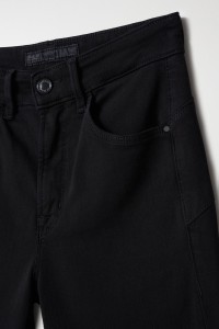 FAITH PUSH IN-JEANS, MIT FEDERN