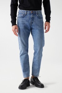 STRAIGHT VINTAGE-JEANS