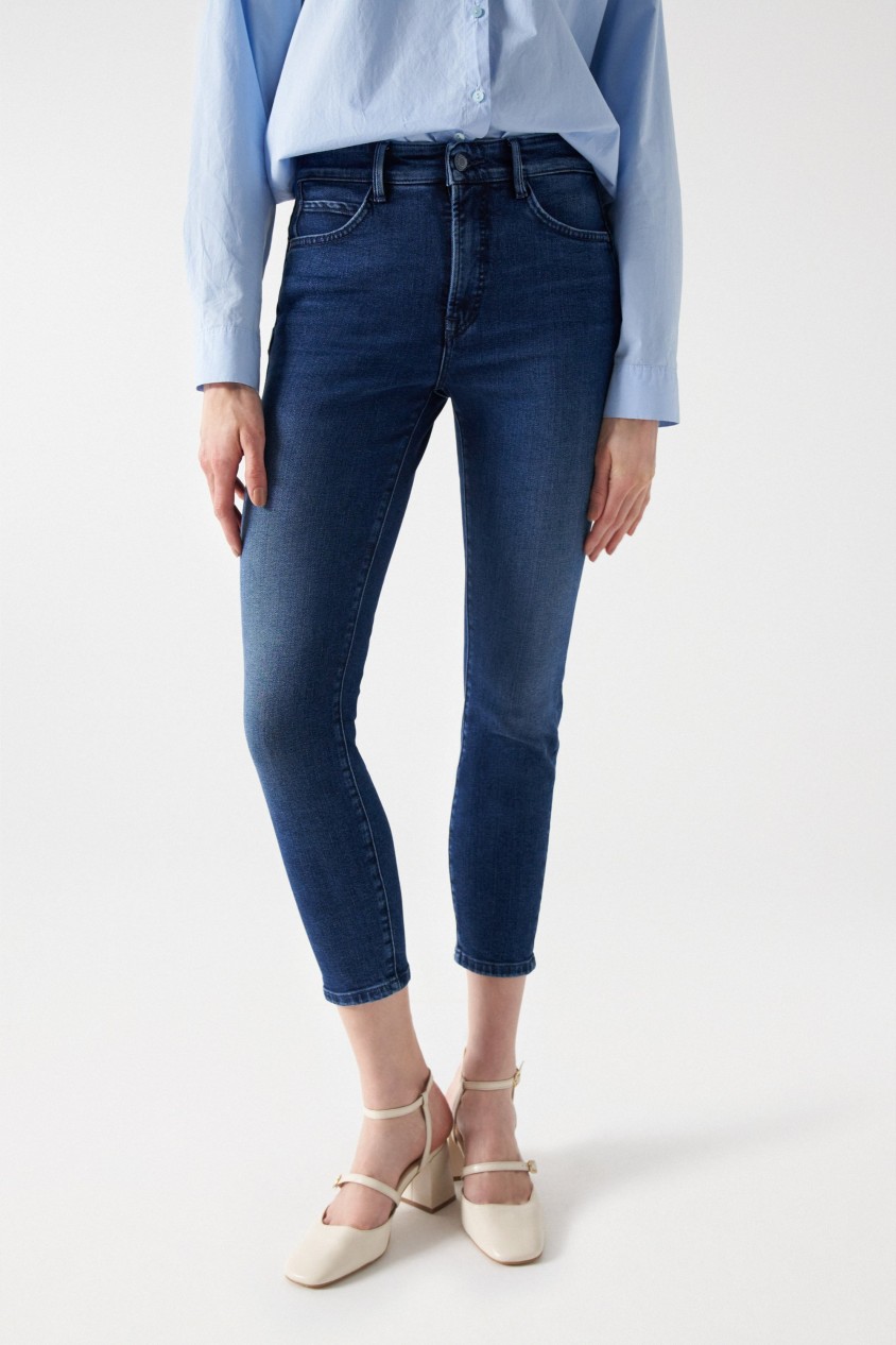 FAITH PUSH IN JEANS