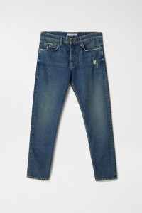 SLIM-JEANS MIT RISSEN