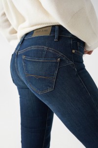 PUSH UP SLIM JEANS