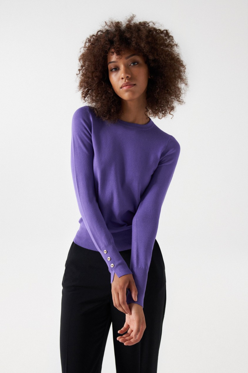 FEINSTRICKPULLOVER