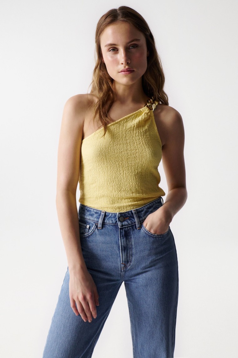 ASYMMETRIC TOP WITH CHAIN DETAIL