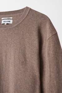 PULL EN MAILLE ET CACHEMIRE