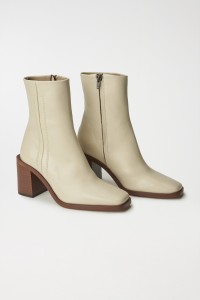 BOTTES EN CUIR