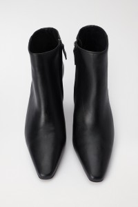 LEATHER ANKLE BOOTS WITH HEEL