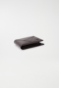 LEATHER WALLET