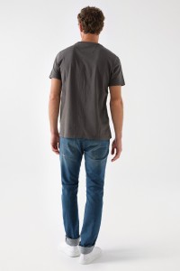 T-SHIRT WITH POCKET