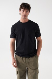 T-SHIRT WITH POCKET