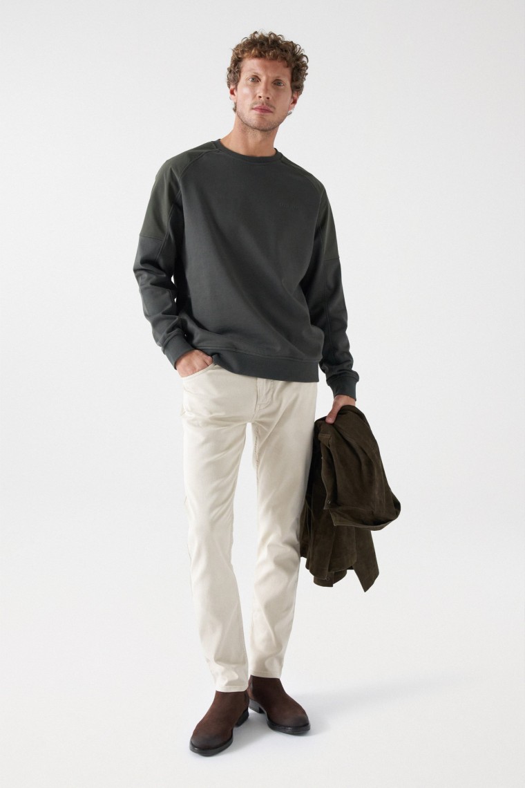 SWEATSHIRT WITH TECHNICAL FABRIC DETAILS